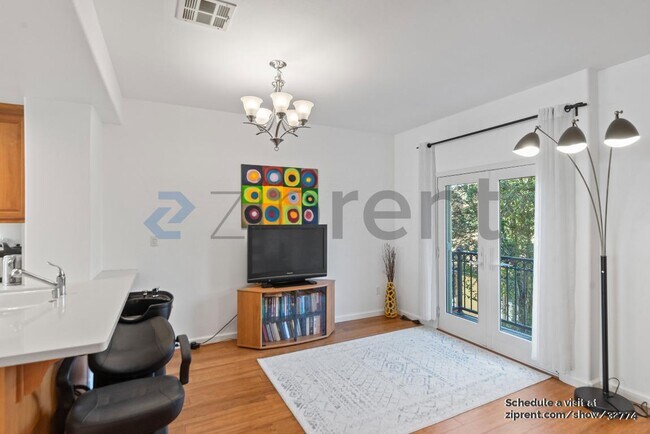 Building Photo - 929 Glen Valley Terrace