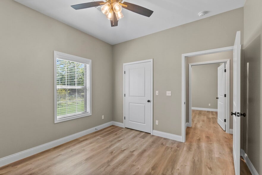 Building Photo - 81 E Autumn Leaf Dr