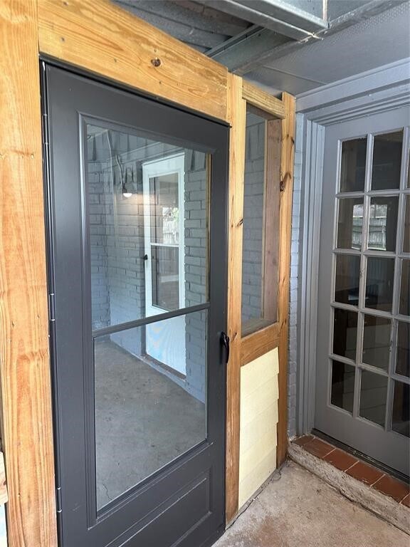 Building Photo - 228 Oak Manor Dr