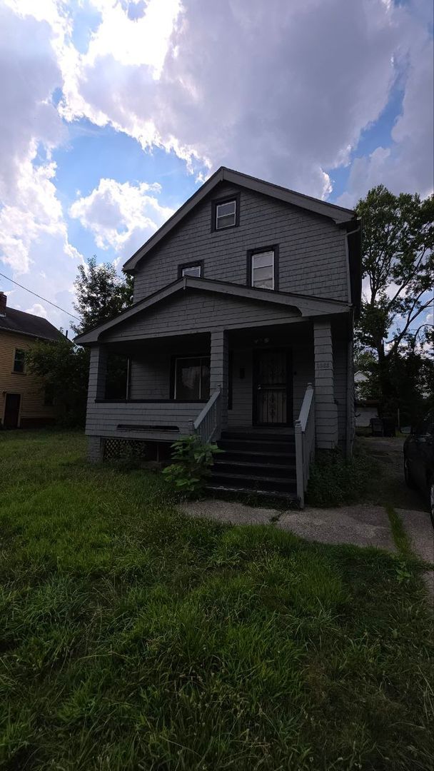 Building Photo - 3 bedroom single family home | section 8 a...