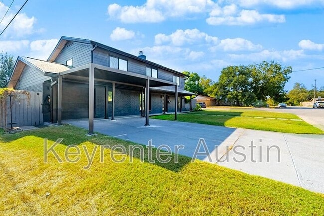 Building Photo - 7501 Daugherty St