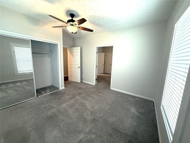 Building Photo - 173 Cleveland St SE