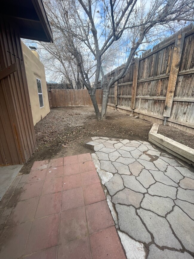 Building Photo - 155 Placitas Rd NW