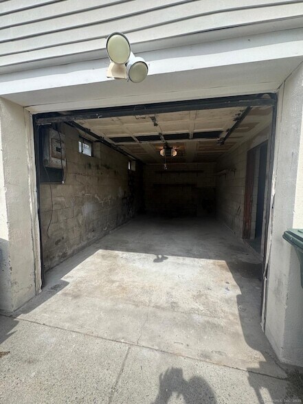 Building Photo - 84 McKinley Ave