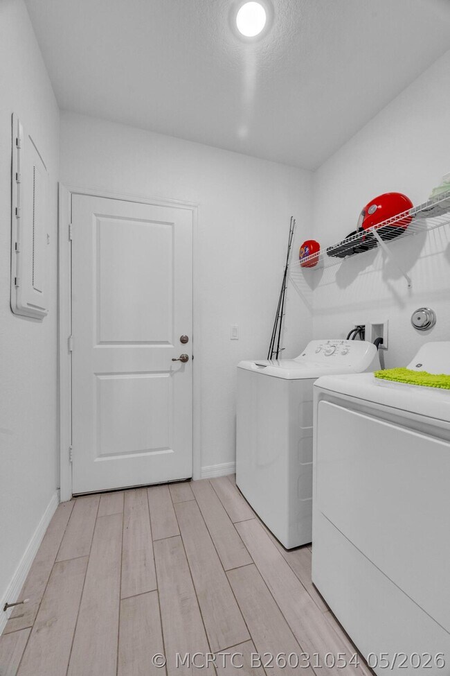 Building Photo - 5082 Armina Pl