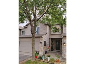 Building Photo - 3BR Townhome | Ensuite Primary + Walk-In Closet | Upper Laundry-Avail. June 1st