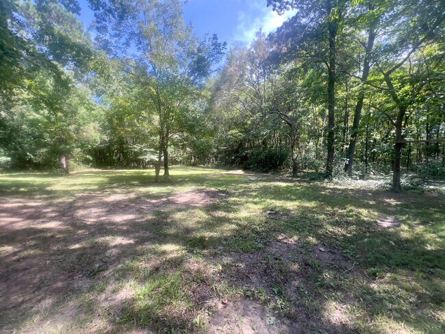 Building Photo - Four bedroom, 2 bath Modular home in Siler...