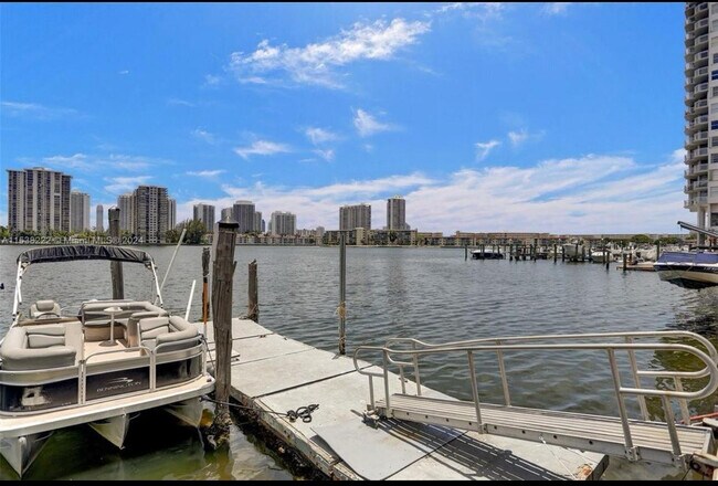 Building Photo - 2750 NE 183rd St