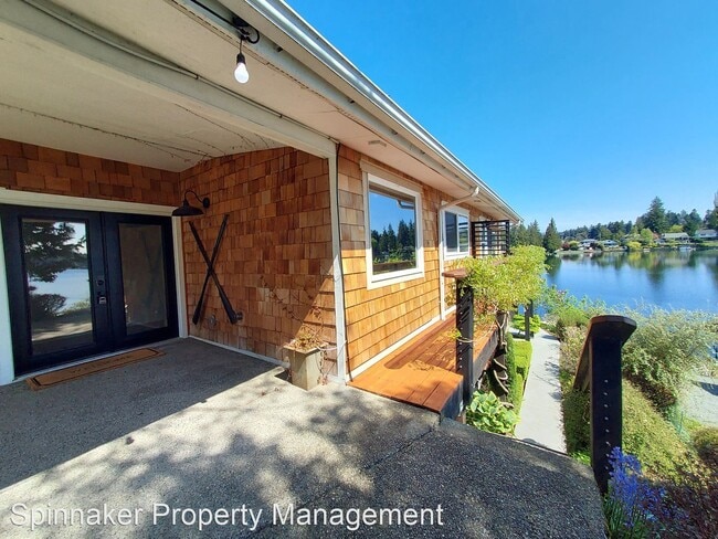 Building Photo - 3 br, 3 bath House - 10311 Interlaaken Dri...