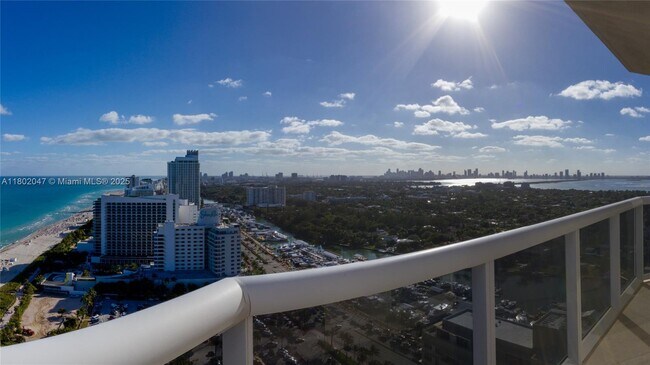 Building Photo - 4775 Collins Ave