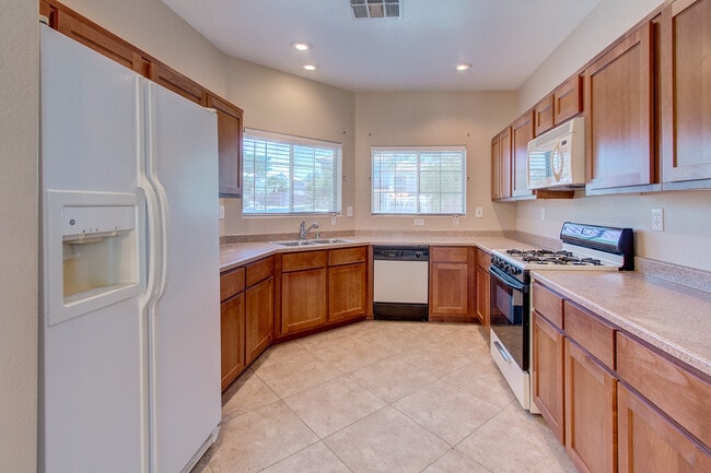 Building Photo - Spacious MacDonald Ranch Home with Two Primary Bedrooms & Loft
