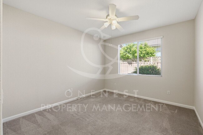Building Photo - Refreshed 2-bedroom plus den, 2.5-bathroom in beloved Sun City Lincoln Del Webb community!