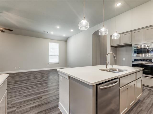 Building Photo - 2113 Terry Ave