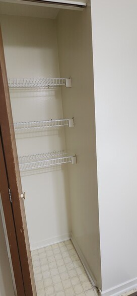 Building Photo - 226 Allison Ave