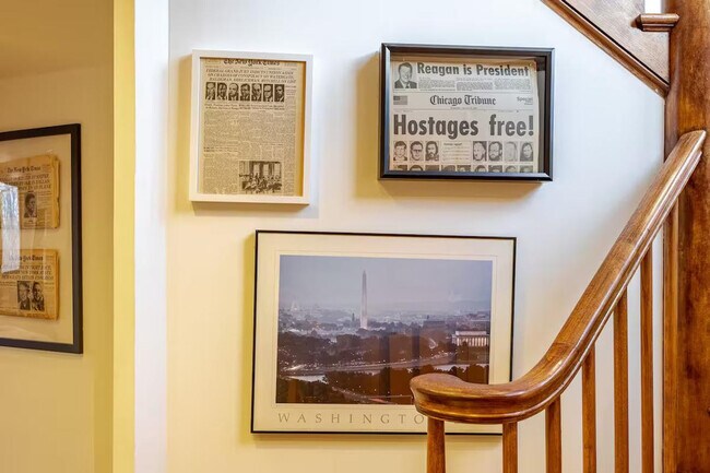 Building Photo - 2720 N Fillmore St