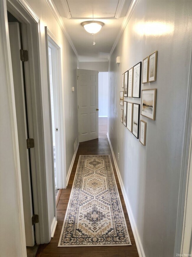 Building Photo - 29 Tinica Way