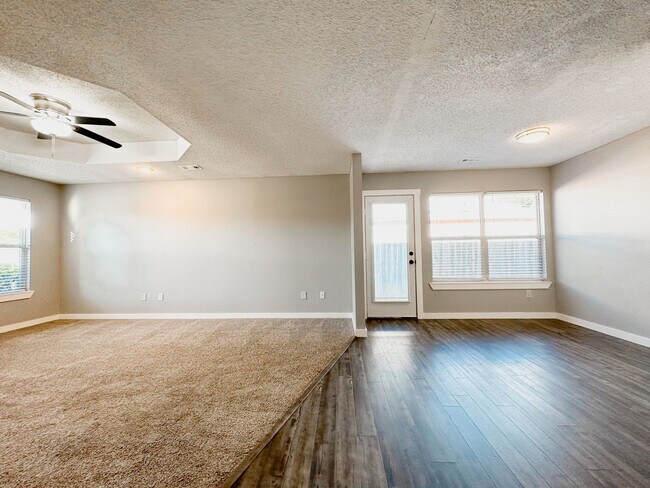 Building Photo - 1444-1446 N Dawn Drive