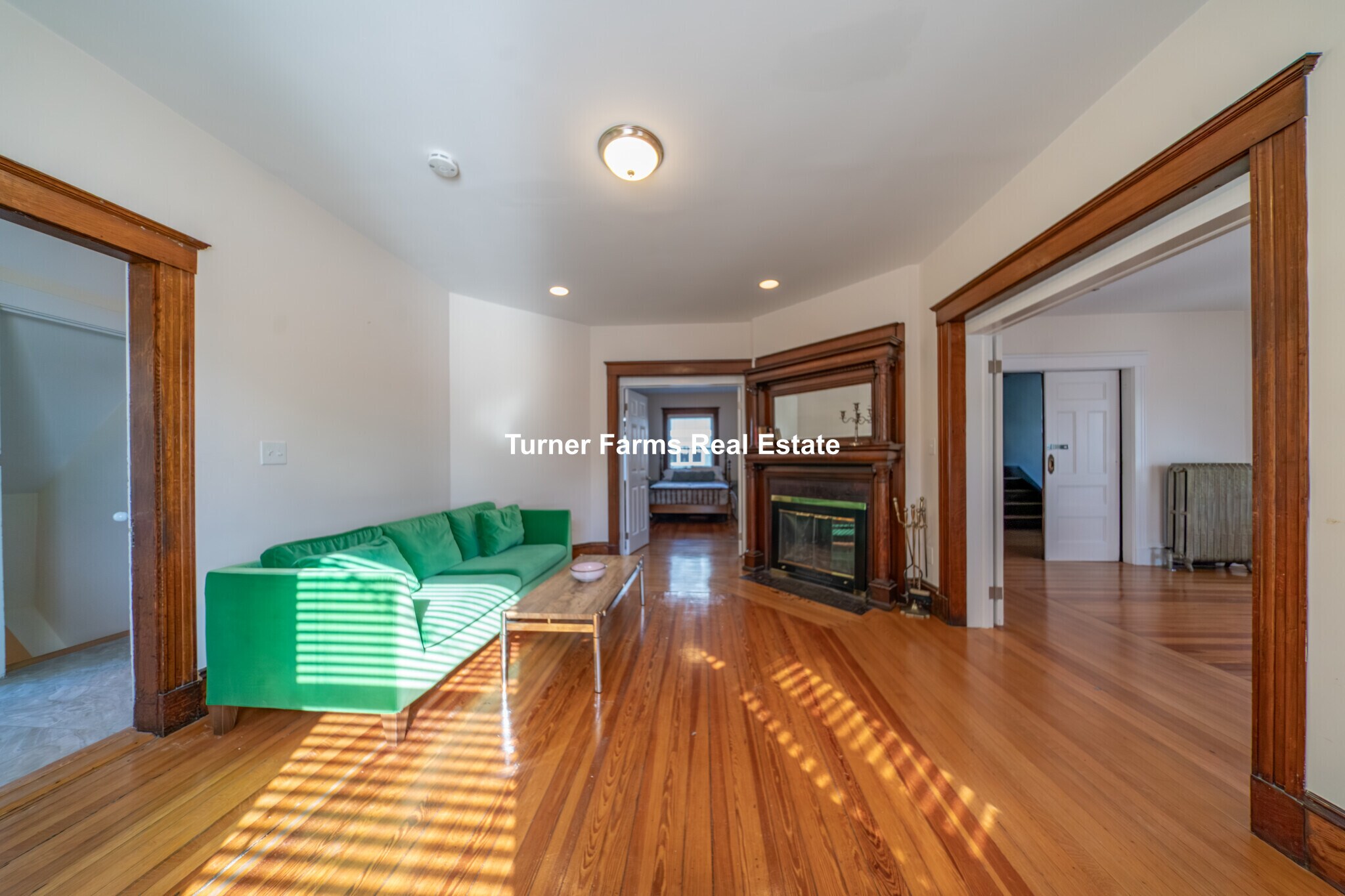 Building Photo - 124 Forest St