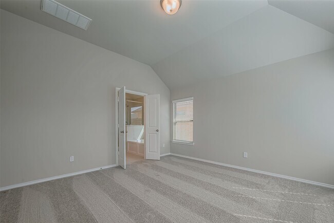 Building Photo - 31953 Retama Rnch Dr