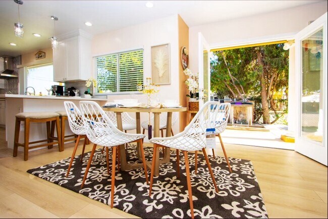 Building Photo - 430 Jefferson St