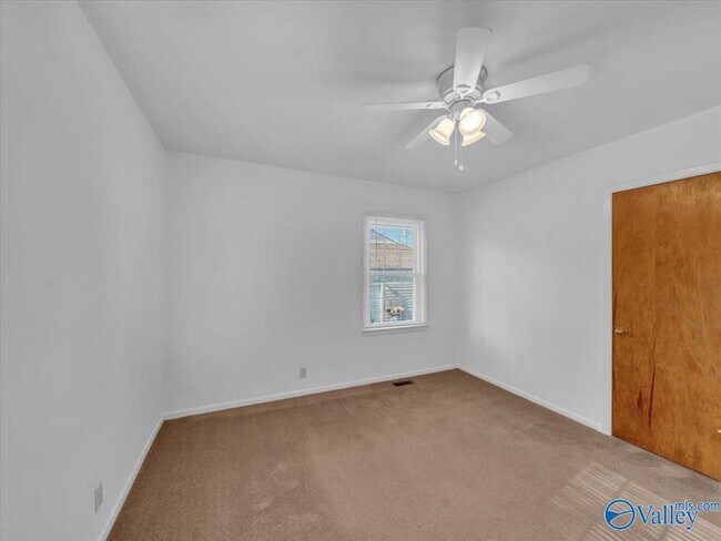 Building Photo - 422 Karter St NW