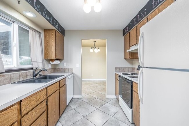 Building Photo - 6717 W 1st Ave