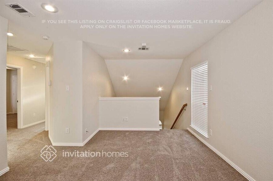 Building Photo - 11732 Latania Ln