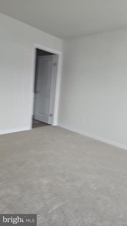 Building Photo - 18 Elliot Ln