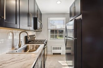 Building Photo - Ridge Gardens Apartments