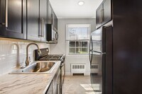 Building Photo - Ridge Gardens Apartments