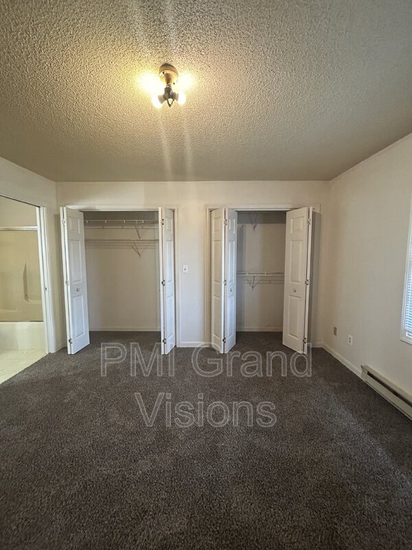 Building Photo - 1305 18th St
