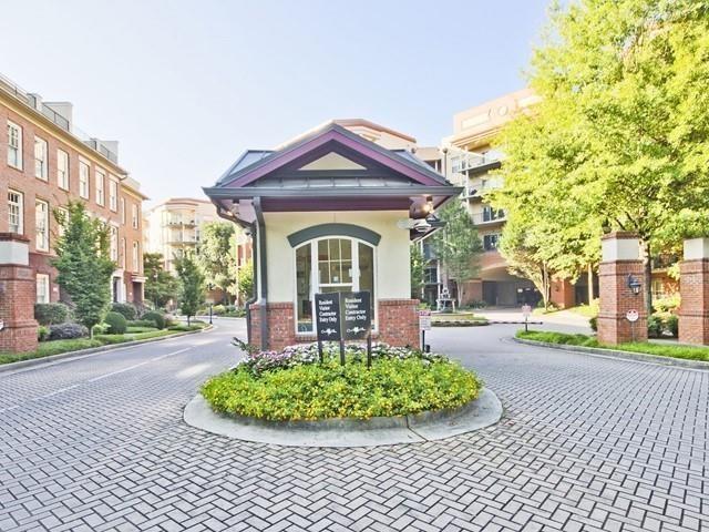 Building Photo - 200 River Vista Drive