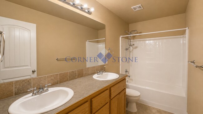 Building Photo - 1764 Ridge Way