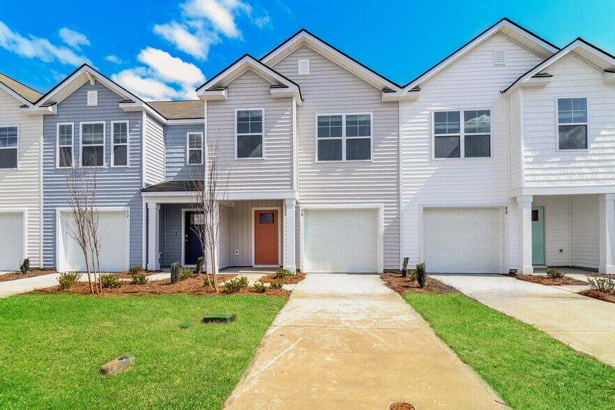 Building Photo - 90 Striker Rd