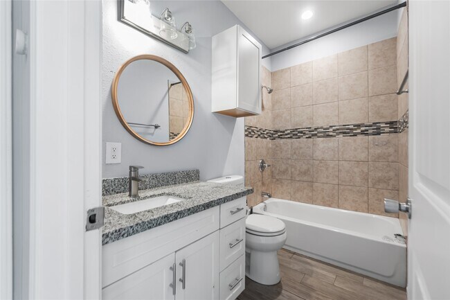 Building Photo - 3108 Indiana St