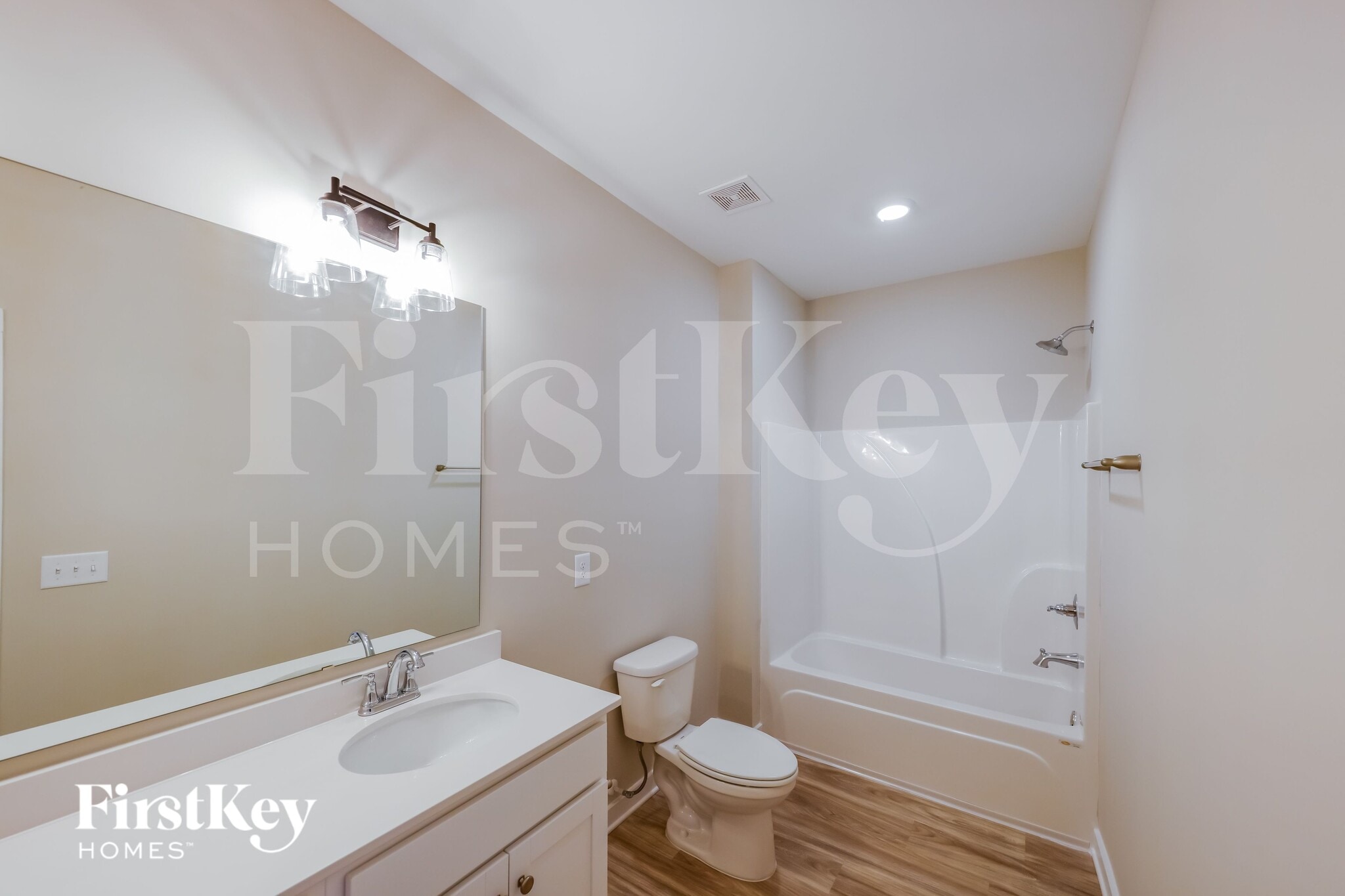 Building Photo - 148 Lakewood Ln