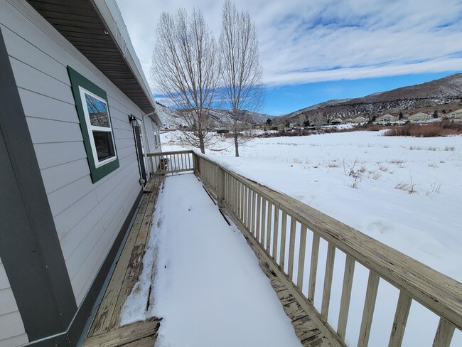 Building Photo - 90 Cattail Way