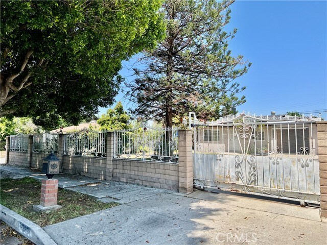 Building Photo - 12987 Correnti St