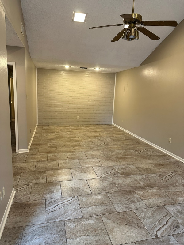 Building Photo - 1427 W Fairmont St