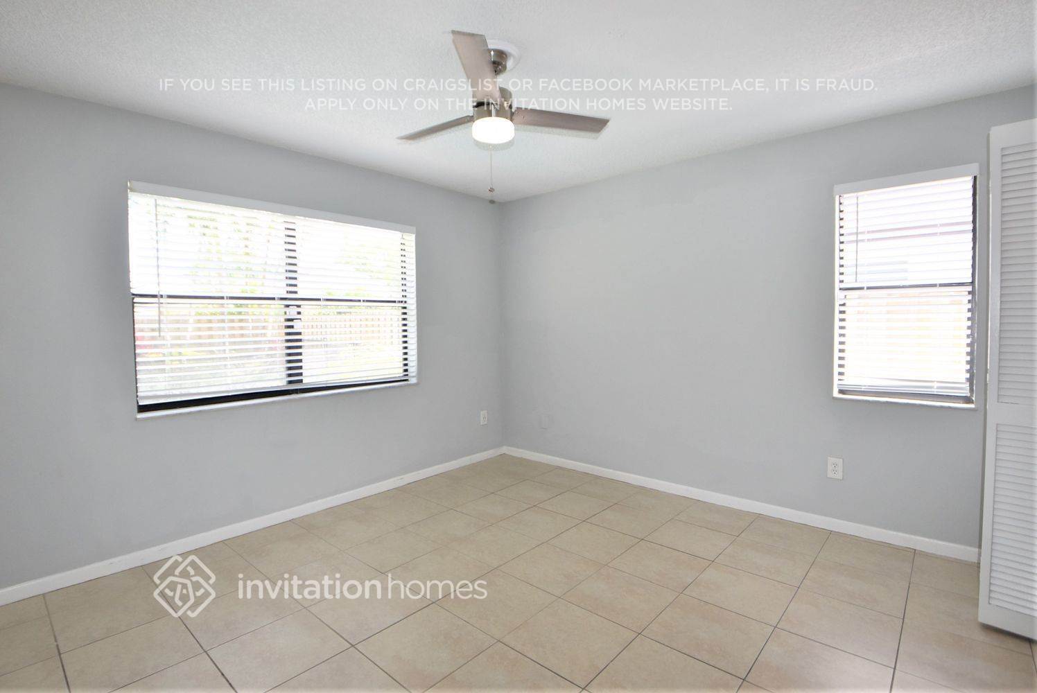 Building Photo - 11521 SW 52nd St