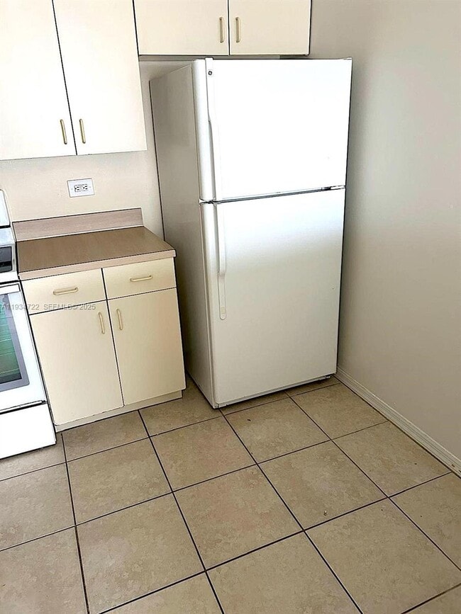 Building Photo - 3690 N 56th Ave