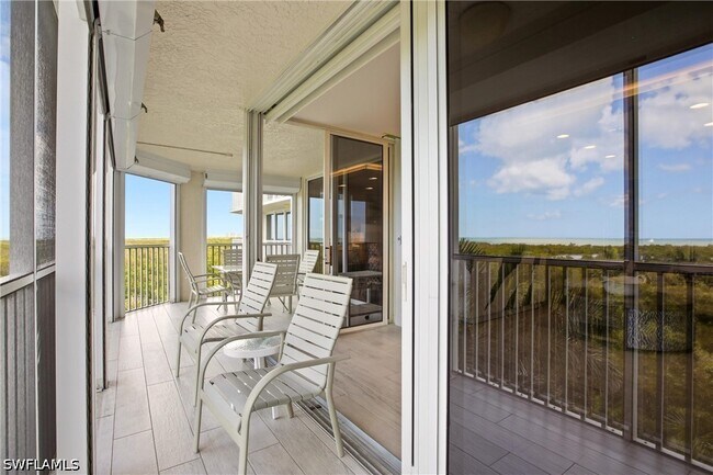 Building Photo - 5550 Heron Point Dr
