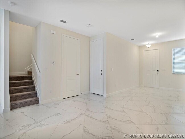 Building Photo - 13056 Anthorne Ln