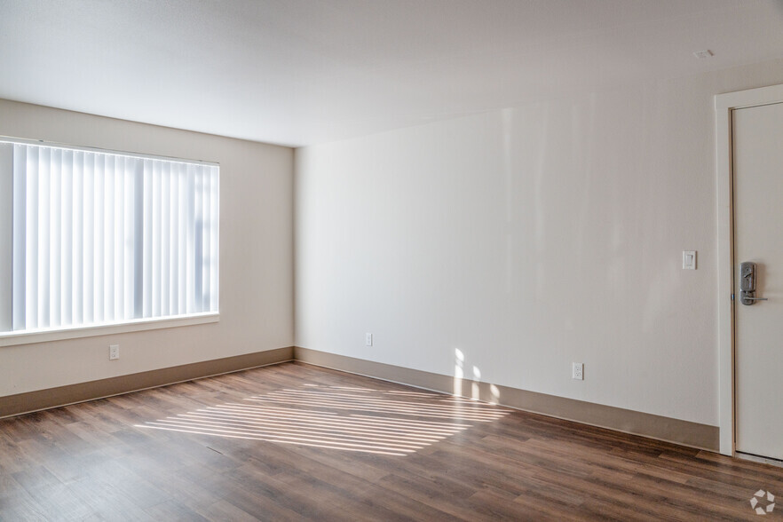3BR, 1BA, - Living Room - Cougar Creek Apartments