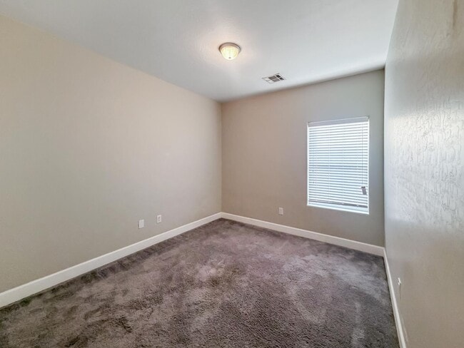 Building Photo - 4820 W Steel Driver Rd