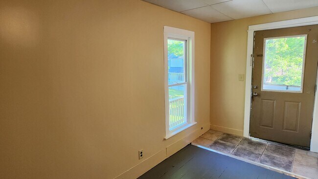 Building Photo - Two Family Duplex in Salamanca NY.