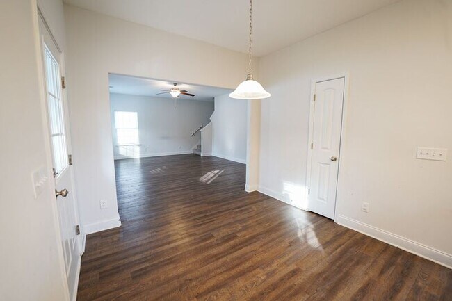 Building Photo - 363 Coconut Dr