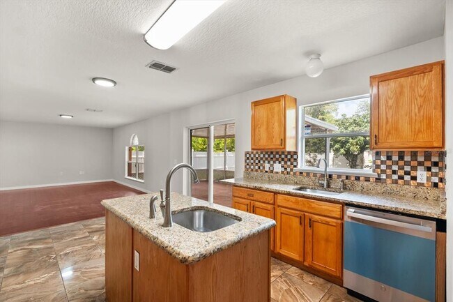 Building Photo - 5328 Michael Dr