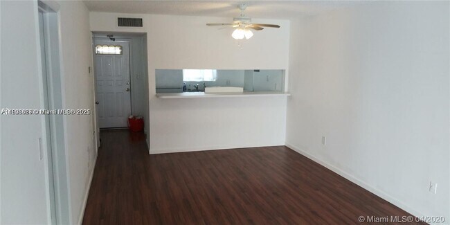 Building Photo - 1235 Mariposa Ave