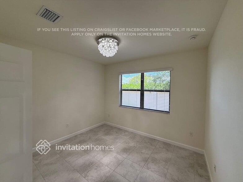 Building Photo - 10550 W 35th Way
